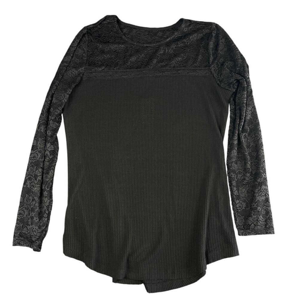 NWT Torrid Black Lace Yolk Long Sleeve Top Size 1